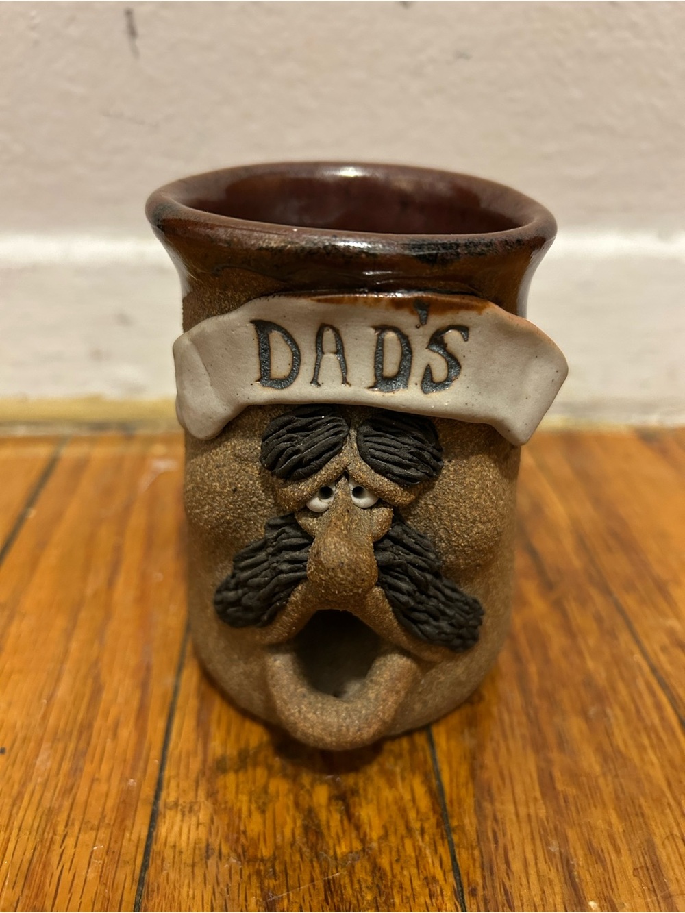 Dad's Decorative Mug Holder — Brown Ceramic